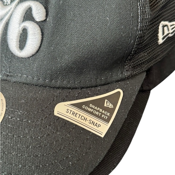 New Era Black and White 76 Cap - Picture 9 of 16